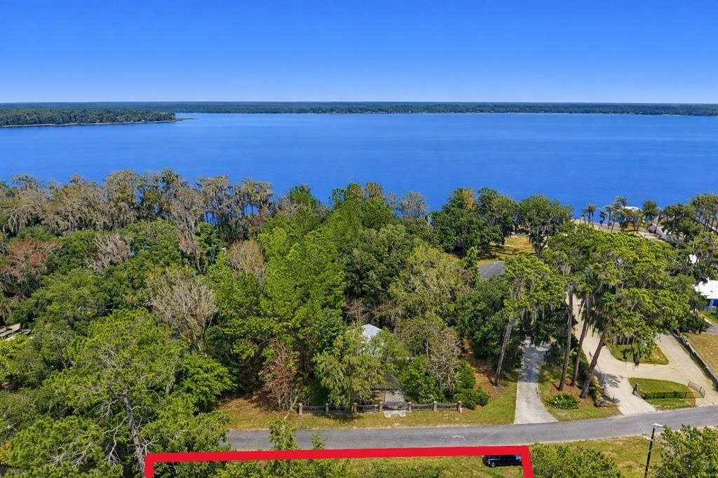 待售: $89,000 (1.10 acres)