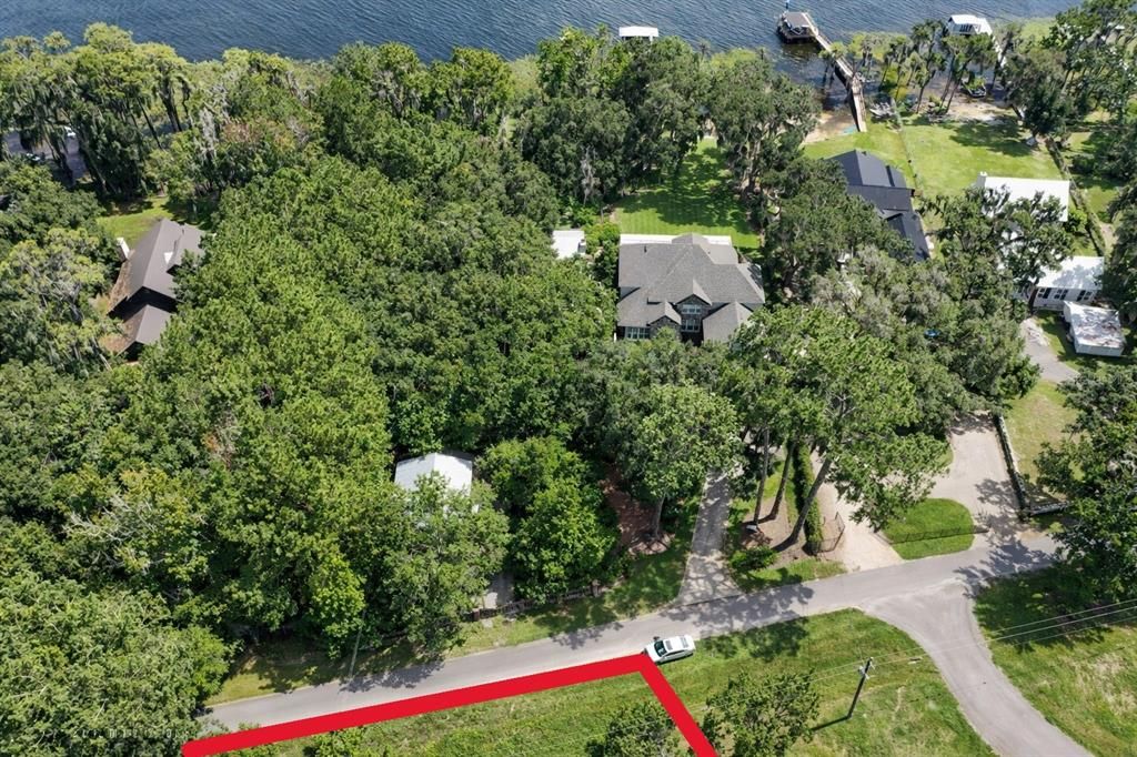 待售: $89,000 (1.10 acres)