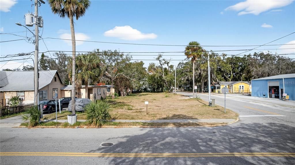 En Venta: $62,500 (0.24 acres)