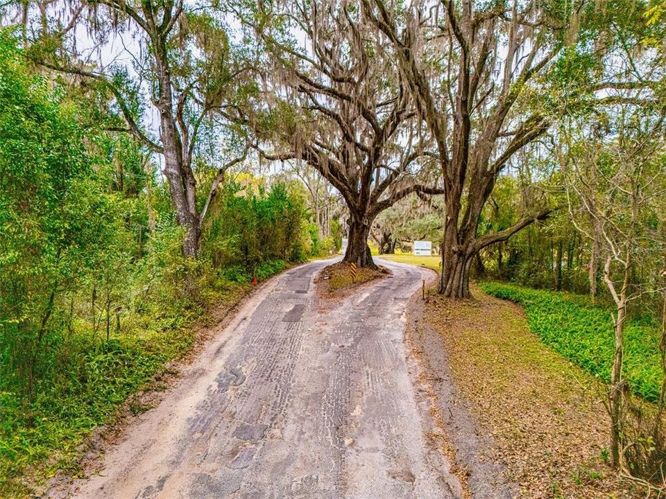 На продажу: $69,900 (1.74 acres)