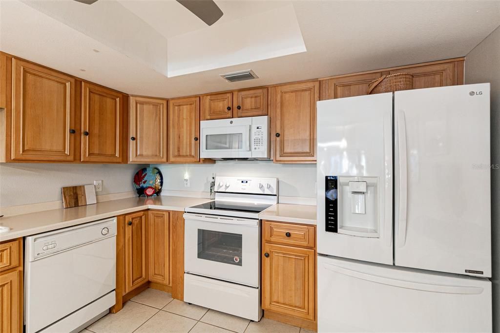 For Sale: $200,000 (2 beds, 2 baths, 1547 Square Feet)