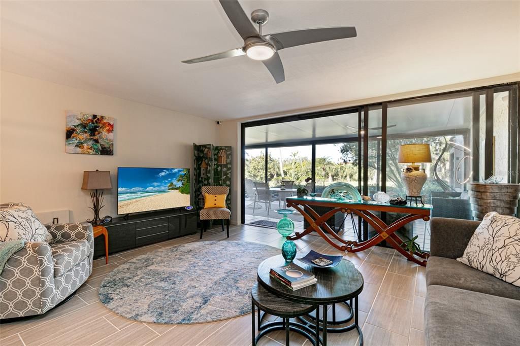 For Sale: $200,000 (2 beds, 2 baths, 1547 Square Feet)
