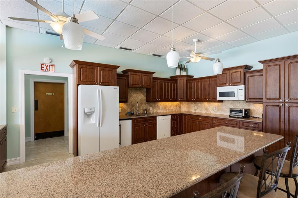 For Sale: $200,000 (2 beds, 2 baths, 1547 Square Feet)
