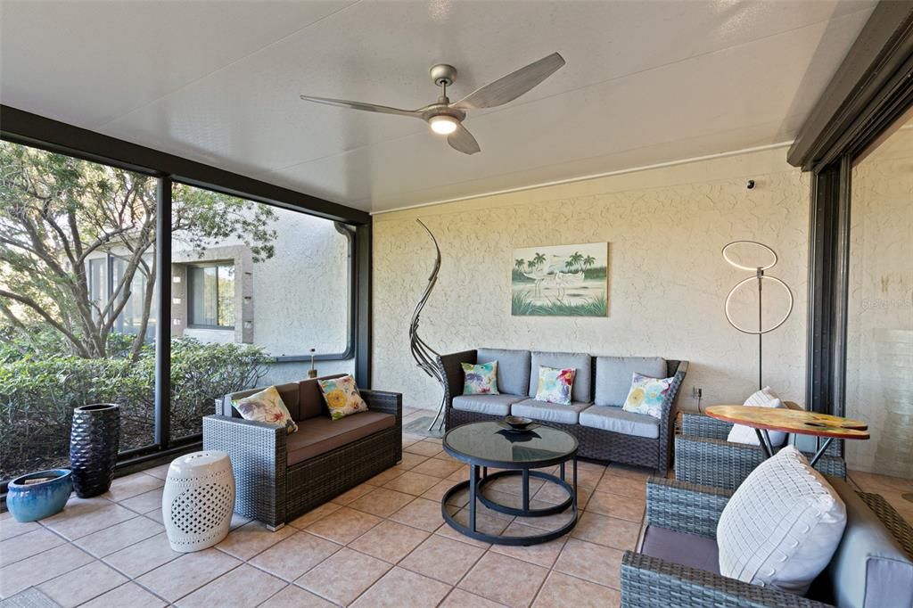 For Sale: $200,000 (2 beds, 2 baths, 1547 Square Feet)