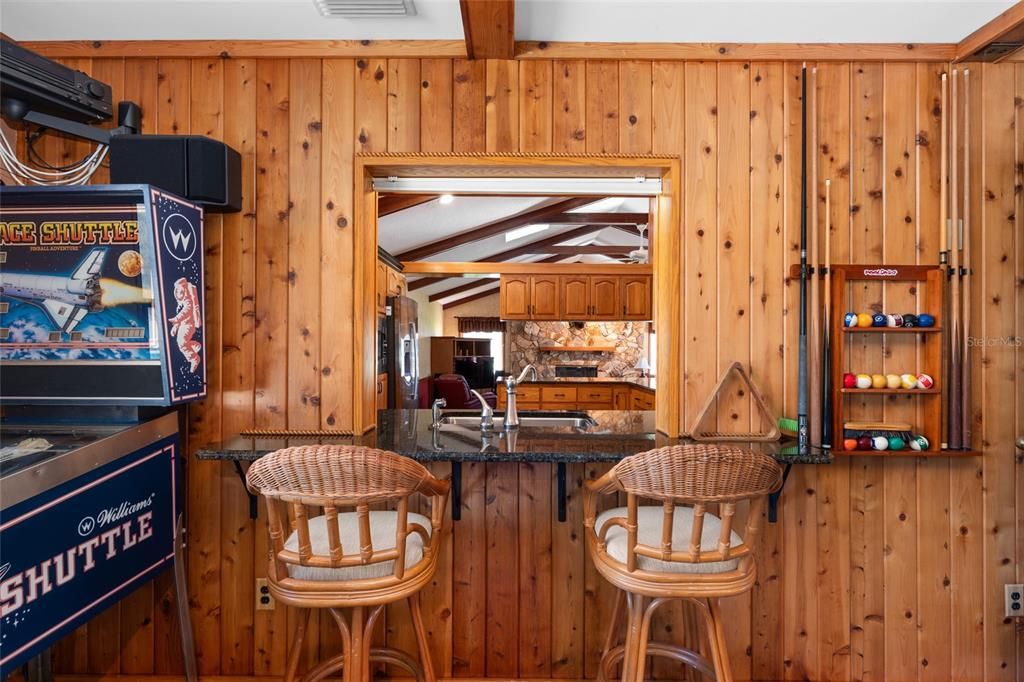 На продажу: $1,295,000 (3 спален, 2 ванн, 2936 Квадратных фут)