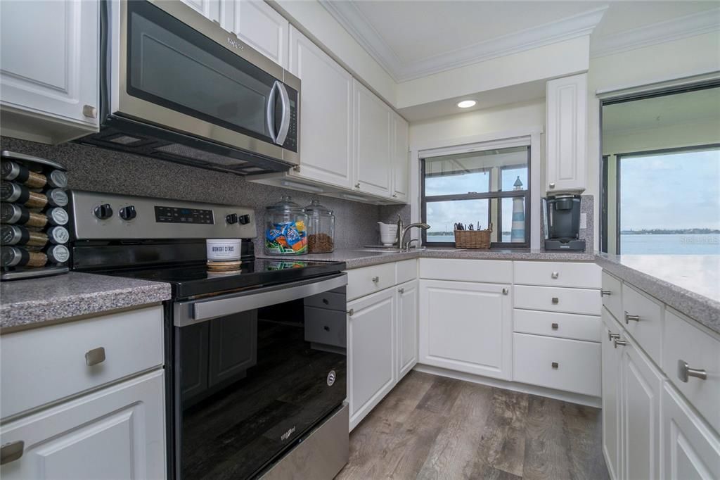 На продажу: $624,900 (3 спален, 2 ванн, 1536 Квадратных фут)