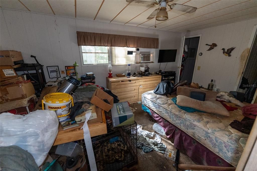 待售: $130,000 (2 贝兹, 2 浴室, 1056 平方英尺)