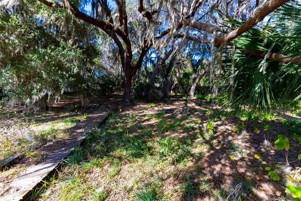 待售: $130,000 (2 贝兹, 2 浴室, 1056 平方英尺)