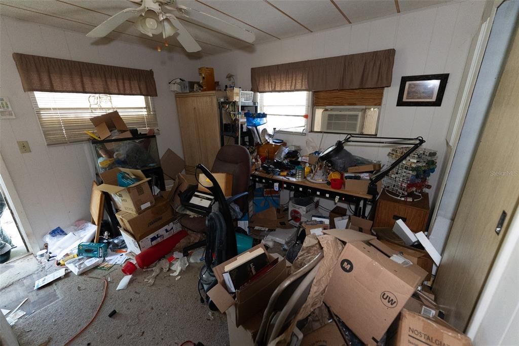 待售: $130,000 (2 贝兹, 2 浴室, 1056 平方英尺)