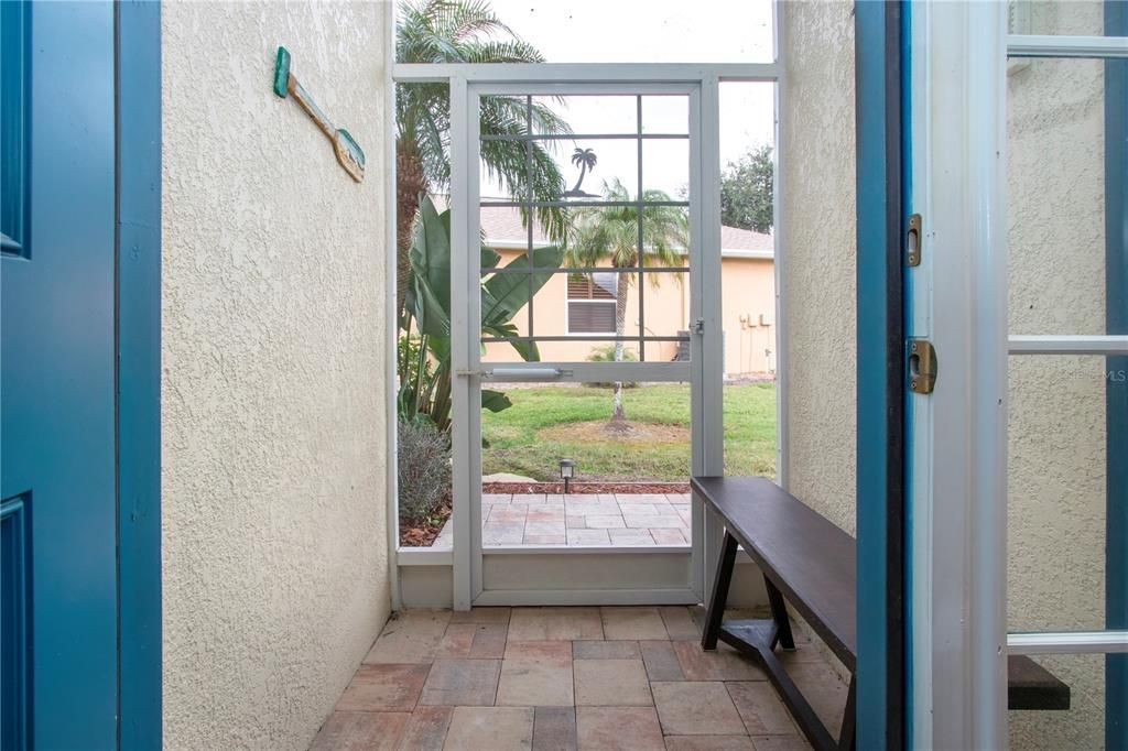 For Sale: $327,000 (2 beds, 2 baths, 1503 Square Feet)