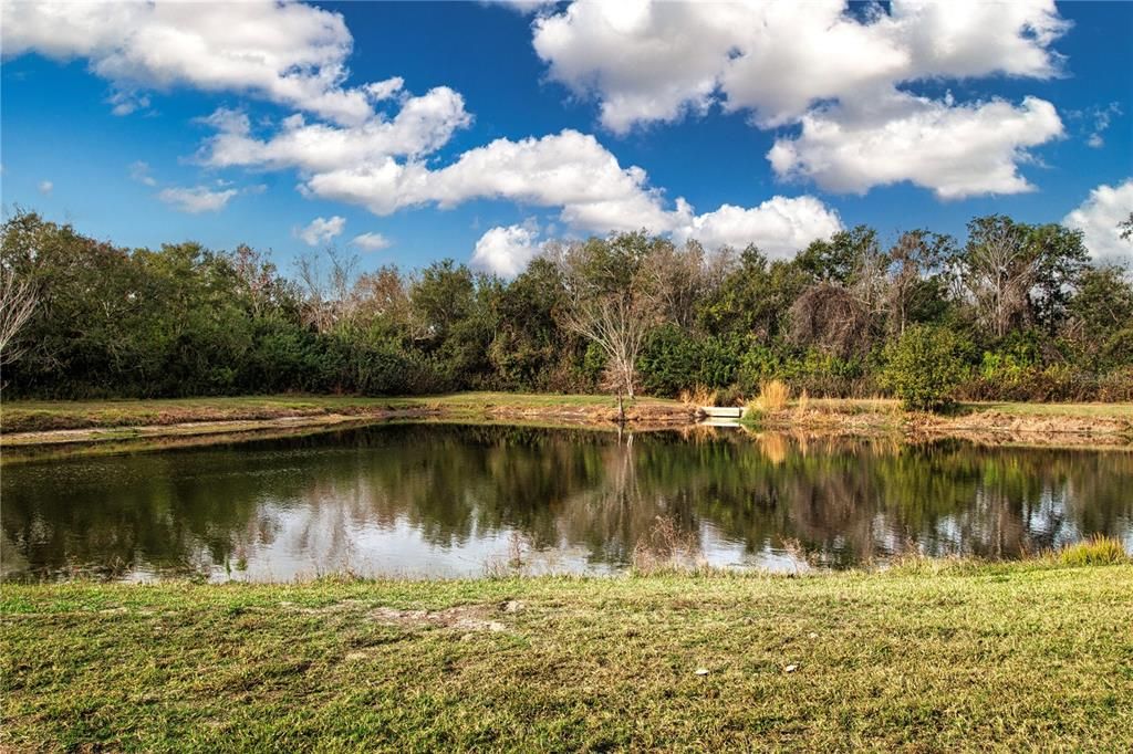For Sale: $327,000 (2 beds, 2 baths, 1503 Square Feet)