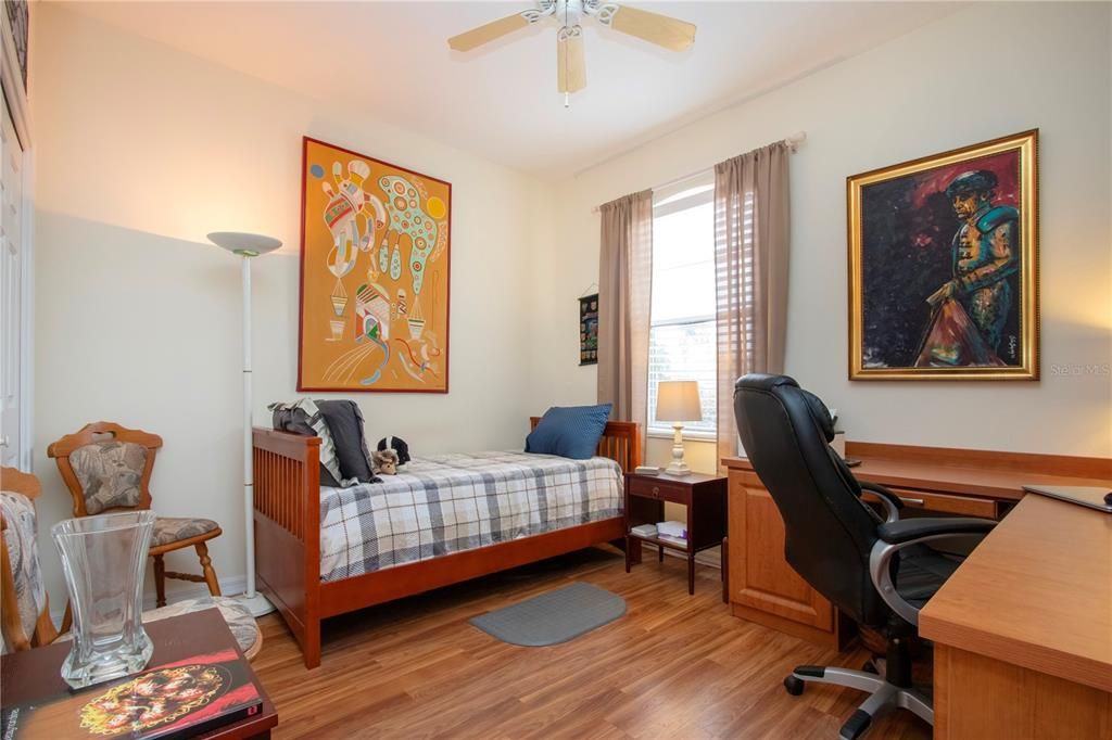 For Sale: $327,000 (2 beds, 2 baths, 1503 Square Feet)