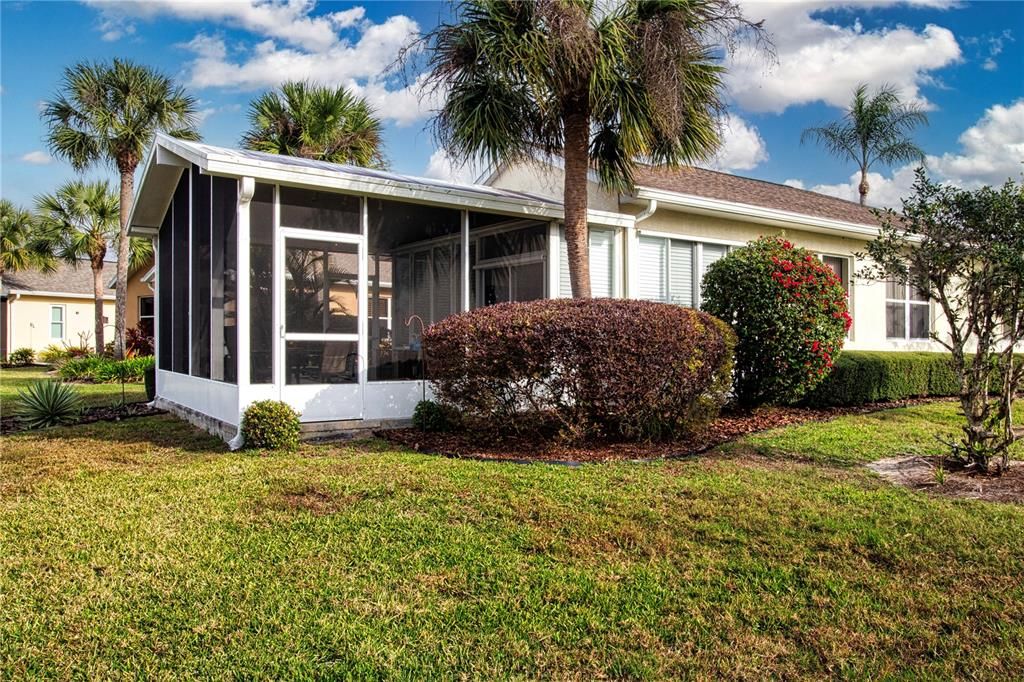 For Sale: $327,000 (2 beds, 2 baths, 1503 Square Feet)