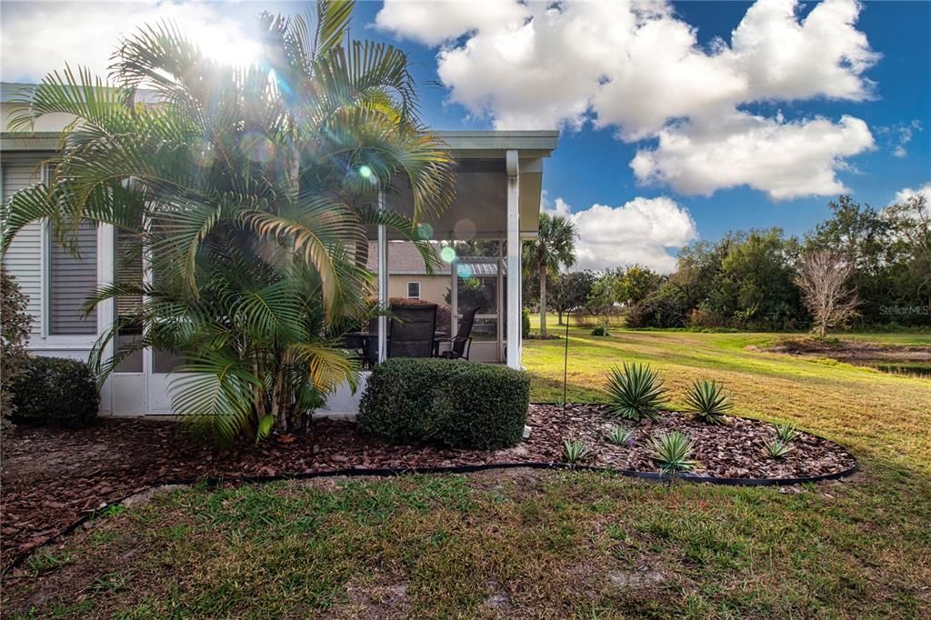 For Sale: $327,000 (2 beds, 2 baths, 1503 Square Feet)