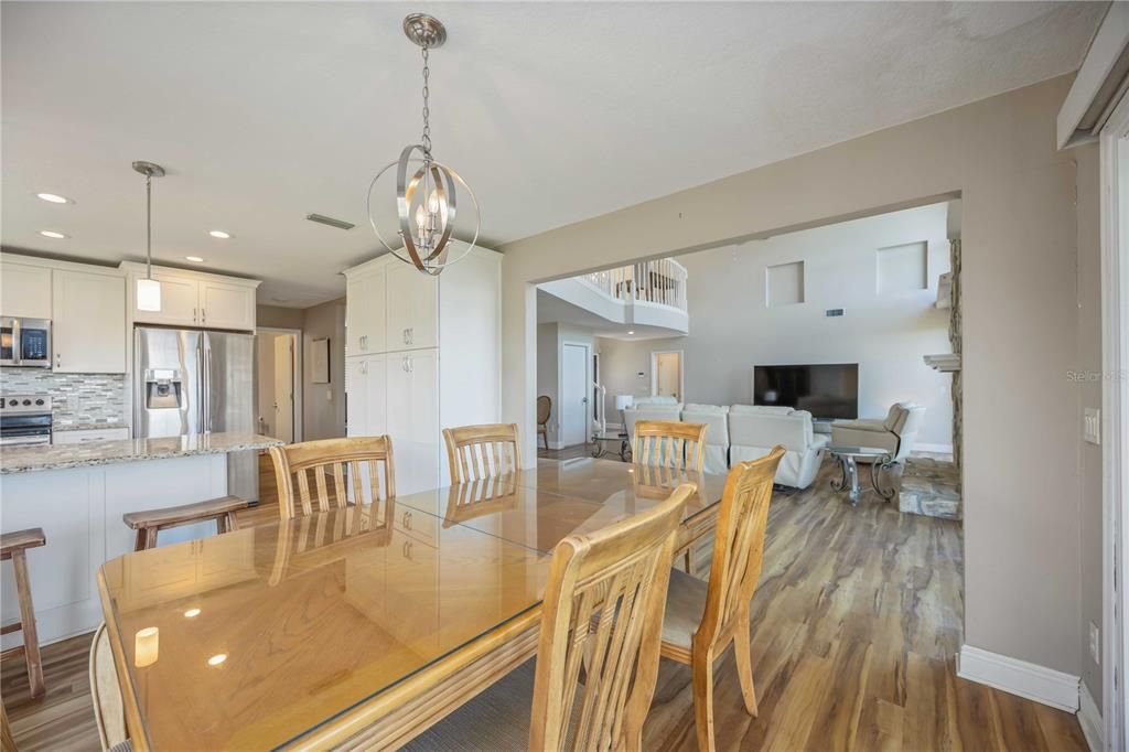 En Venta: $1,500,000 (5 camas, 3 baños, 3636 Pies cuadrados)