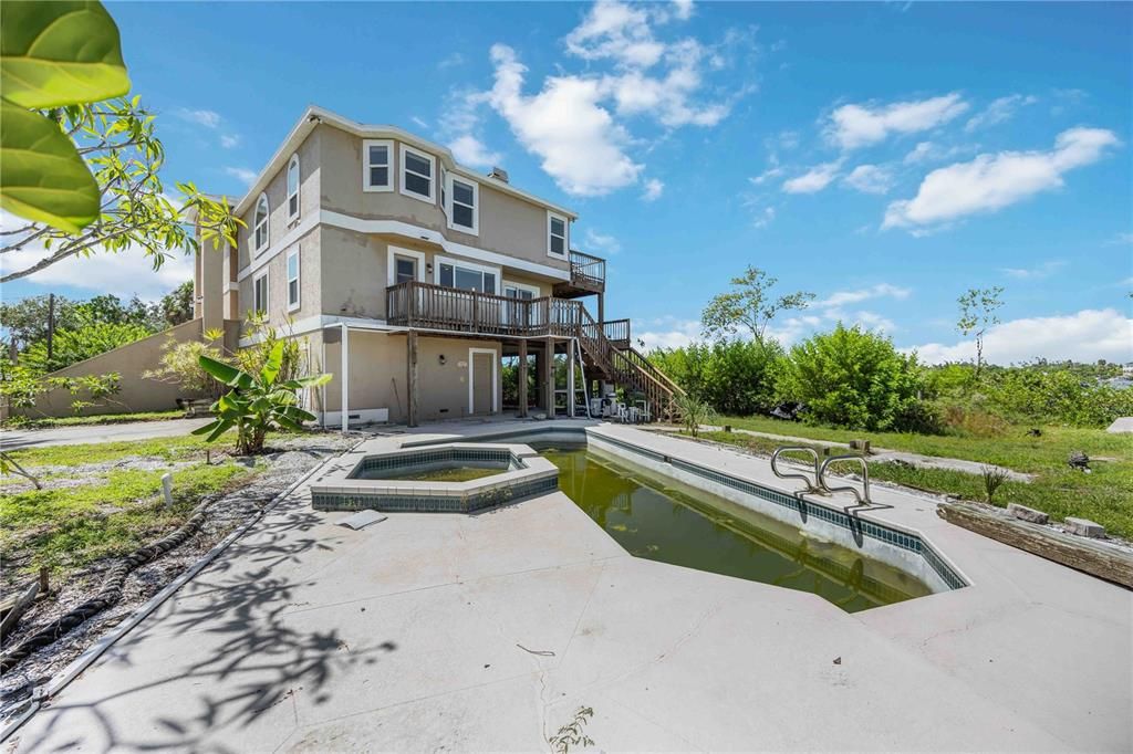 En Venta: $1,500,000 (5 camas, 3 baños, 3636 Pies cuadrados)