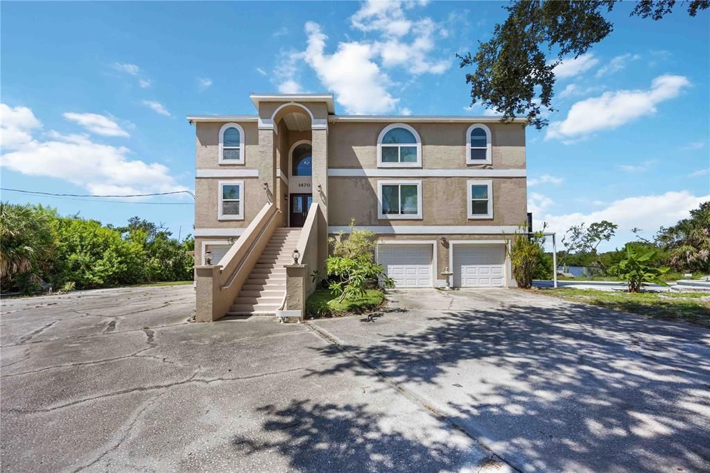 En Venta: $1,500,000 (5 camas, 3 baños, 3636 Pies cuadrados)