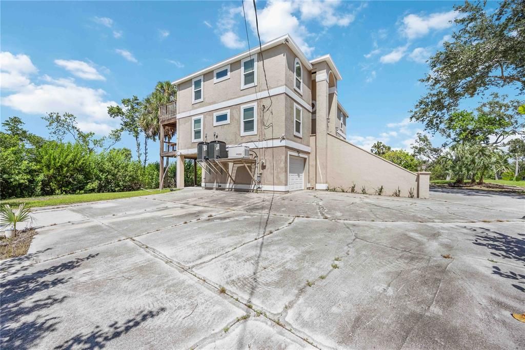 En Venta: $1,500,000 (5 camas, 3 baños, 3636 Pies cuadrados)