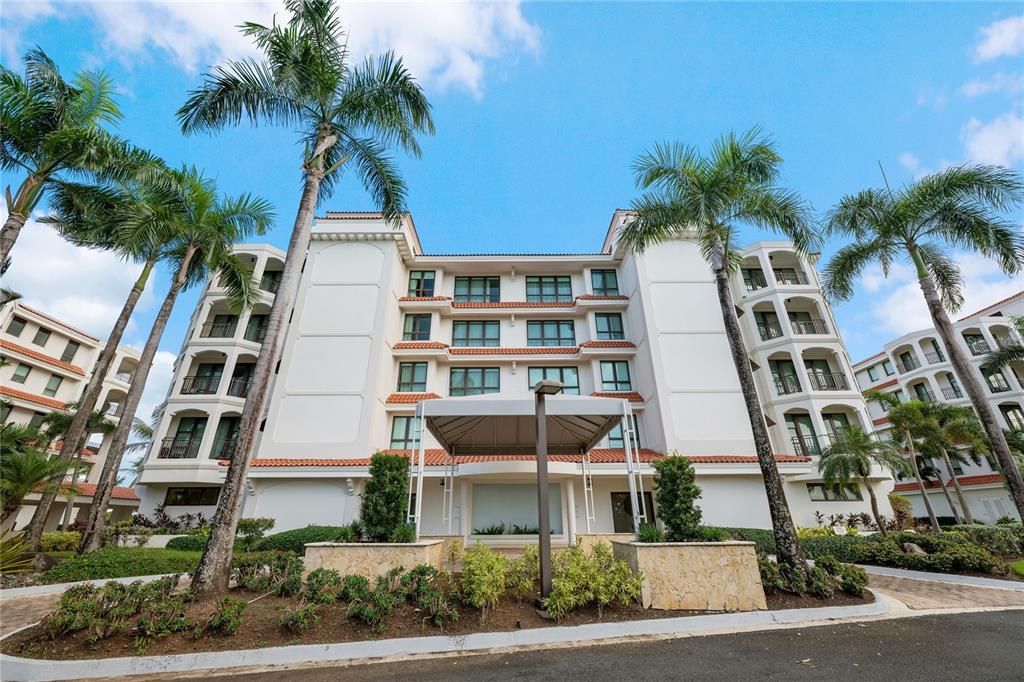 Recently Sold: $1,470,000 (3 beds, 3 baths, 3000 Square Feet)