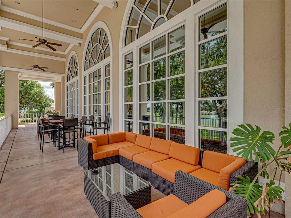 For Sale: $725,000 (4 beds, 3 baths, 2632 Square Feet)