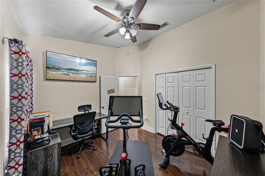 For Sale: $725,000 (4 beds, 3 baths, 2632 Square Feet)