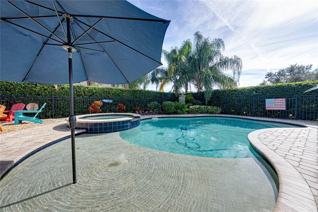For Sale: $725,000 (4 beds, 3 baths, 2632 Square Feet)