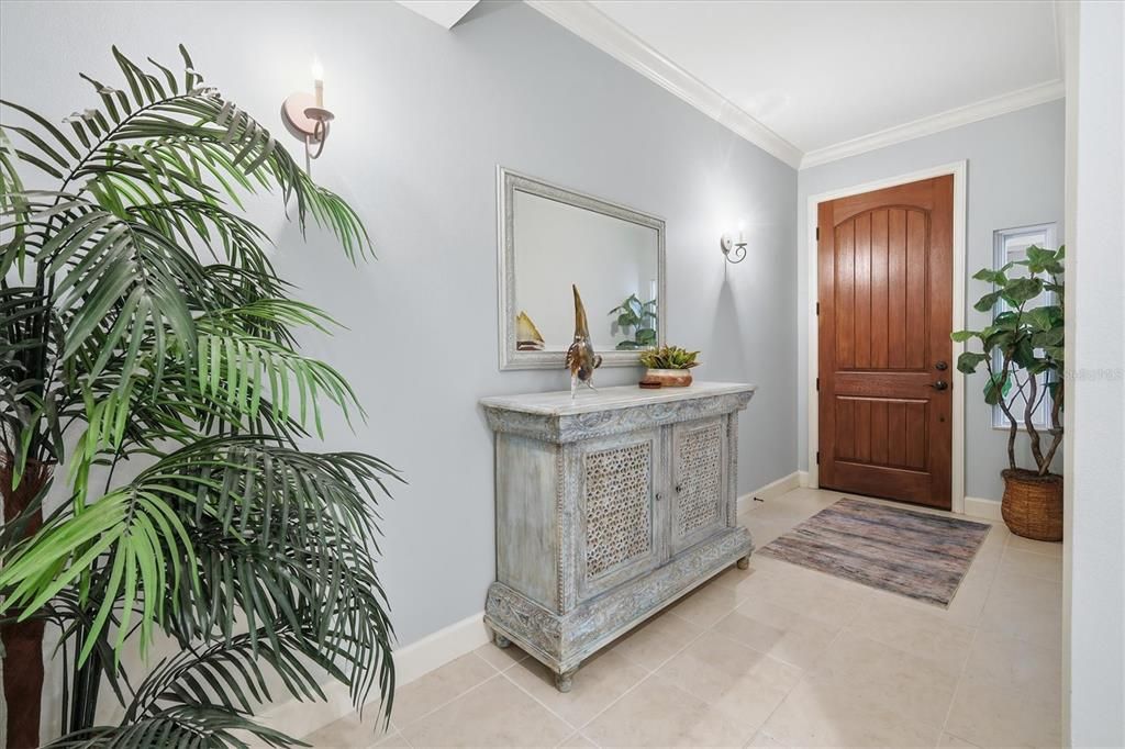 На продажу: $499,900 (2 спален, 2 ванн, 1688 Квадратных фут)