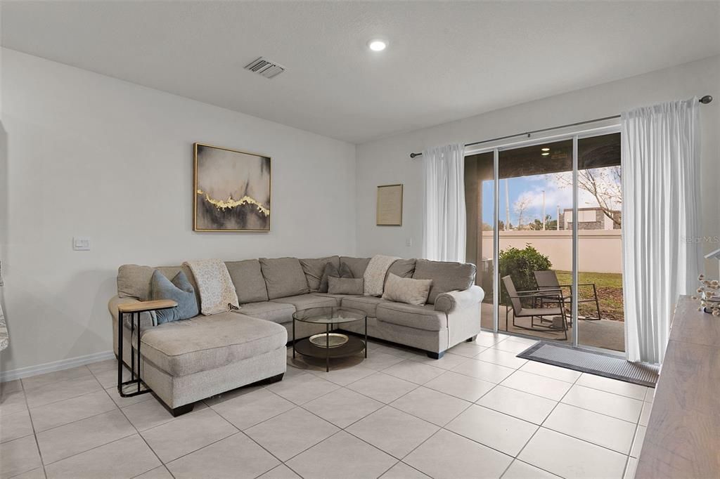 For Sale: $229,000 (3 beds, 2 baths, 1688 Square Feet)