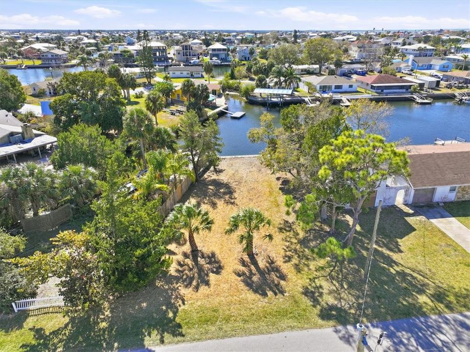 En Venta: $150,000 (0.12 acres)