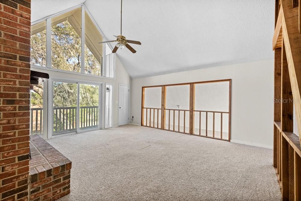For Sale: $1,500,000 (6 beds, 5 baths, 5071 Square Feet)