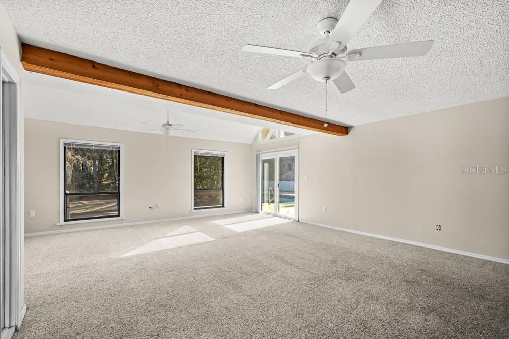 For Sale: $1,500,000 (6 beds, 5 baths, 5071 Square Feet)
