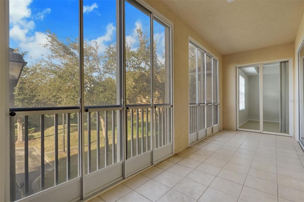 For Rent: $1,600 (2 beds, 2 baths, 1025 Square Feet)
