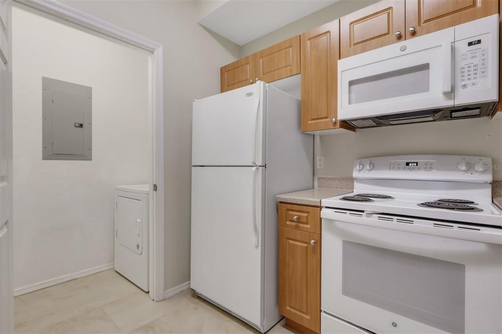 For Rent: $1,600 (2 beds, 2 baths, 1025 Square Feet)