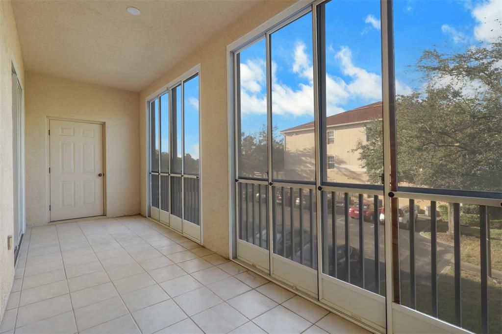 For Rent: $1,600 (2 beds, 2 baths, 1025 Square Feet)