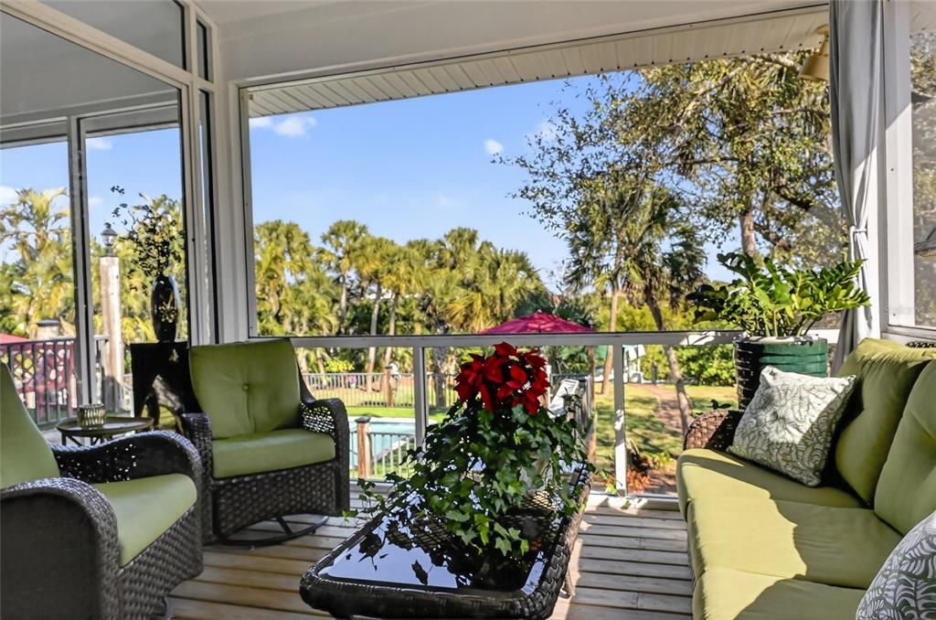 En Venta: $1,299,900 (3 camas, 2 baños, 2395 Pies cuadrados)