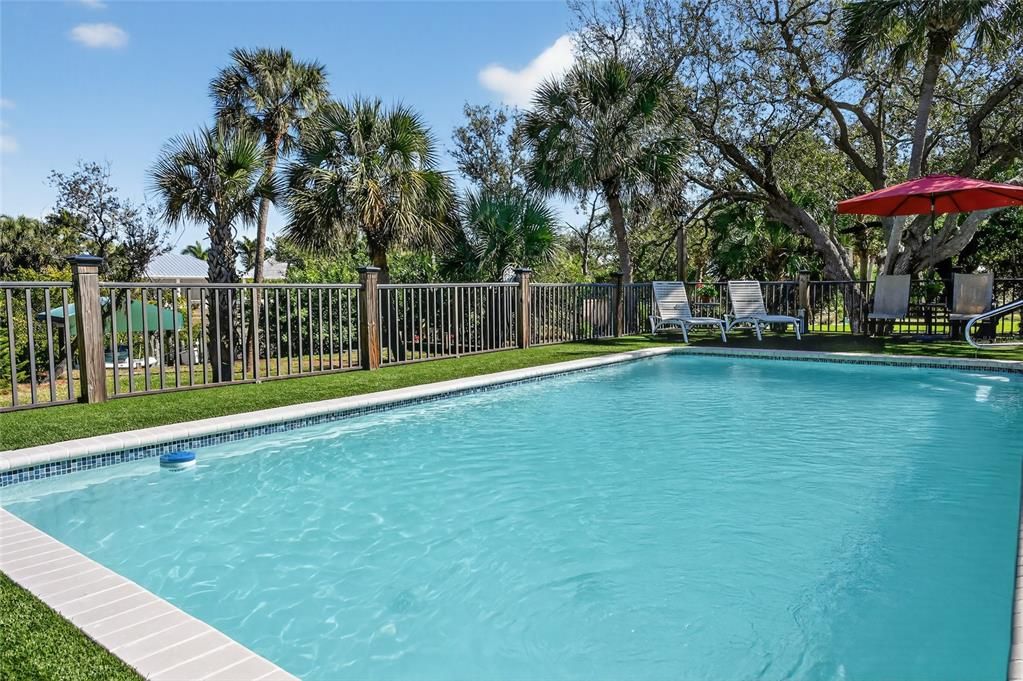 En Venta: $1,299,900 (3 camas, 2 baños, 2395 Pies cuadrados)