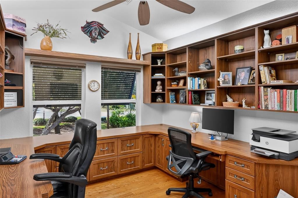 En Venta: $1,299,900 (3 camas, 2 baños, 2395 Pies cuadrados)