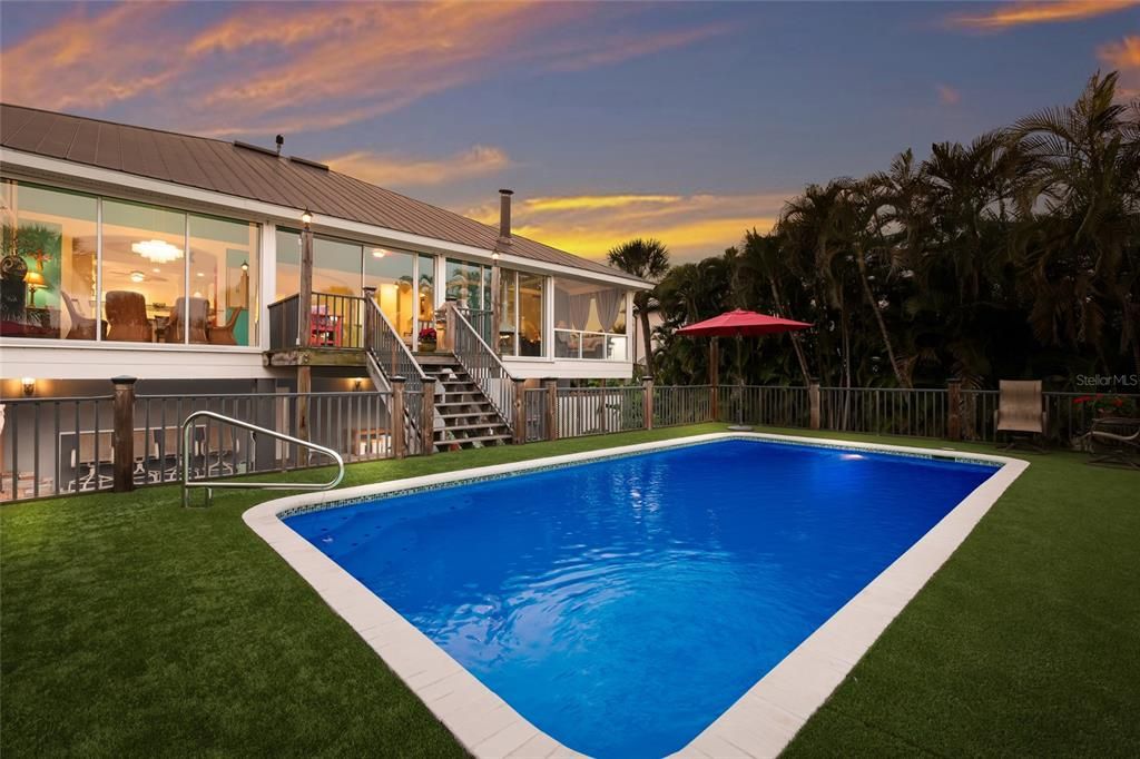 En Venta: $1,299,900 (3 camas, 2 baños, 2395 Pies cuadrados)