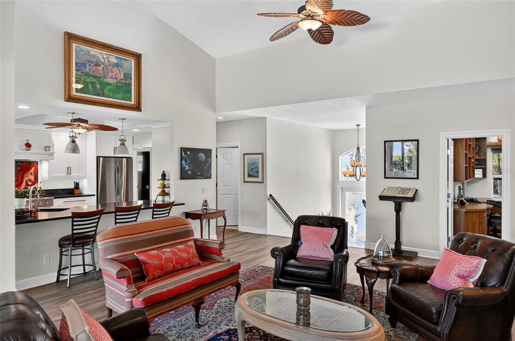 En Venta: $1,299,900 (3 camas, 2 baños, 2395 Pies cuadrados)