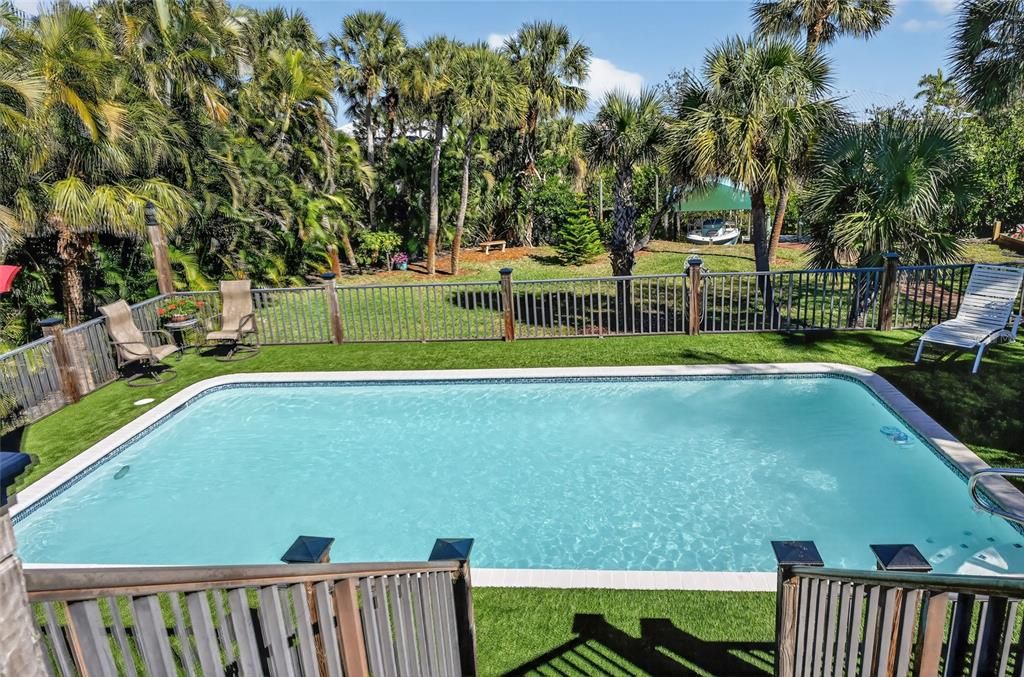 En Venta: $1,299,900 (3 camas, 2 baños, 2395 Pies cuadrados)