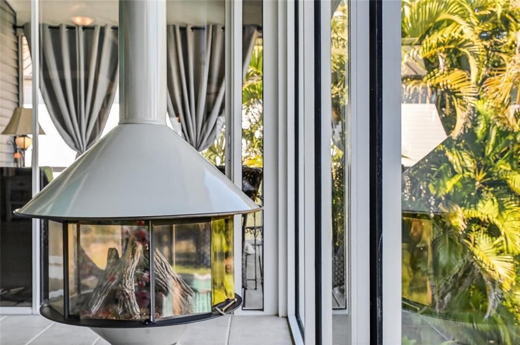 En Venta: $1,299,900 (3 camas, 2 baños, 2395 Pies cuadrados)