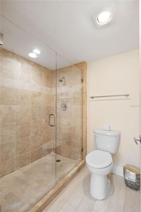 Activo con contrato: $1,250,000 (2 camas, 2 baños, 1172 Pies cuadrados)