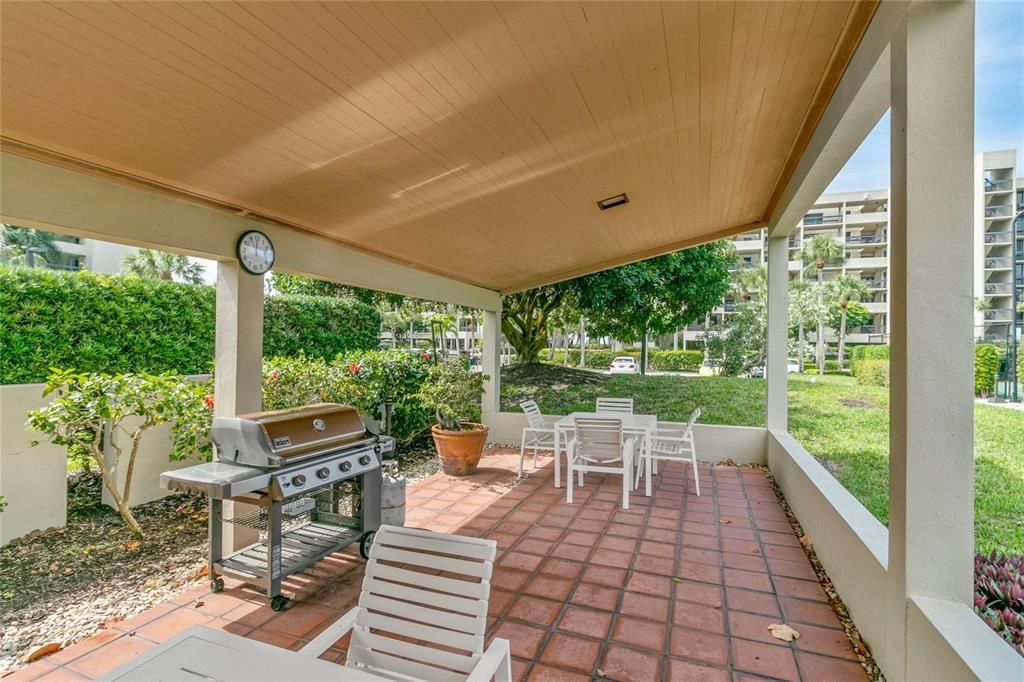 Activo con contrato: $1,250,000 (2 camas, 2 baños, 1172 Pies cuadrados)