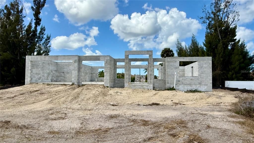 На продажу: $193,700 (4 спален, 2 ванн, 1831 Квадратных фут)