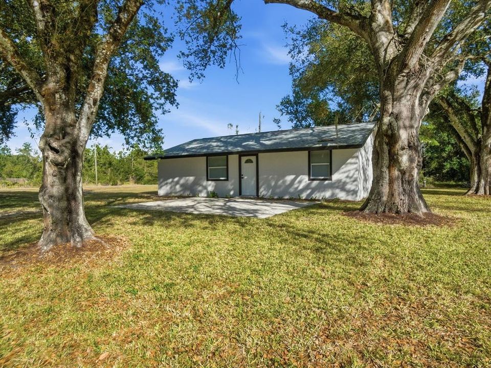 Activo con contrato: $238,000 (5 camas, 2 baños, 1400 Pies cuadrados)