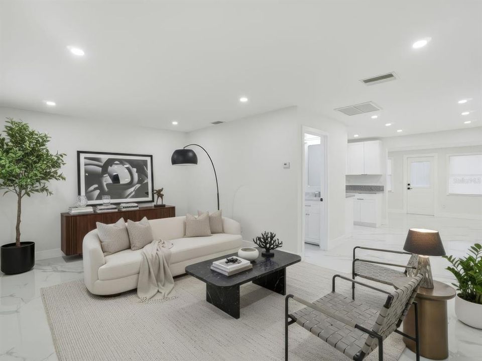 Activo con contrato: $238,000 (5 camas, 2 baños, 1400 Pies cuadrados)
