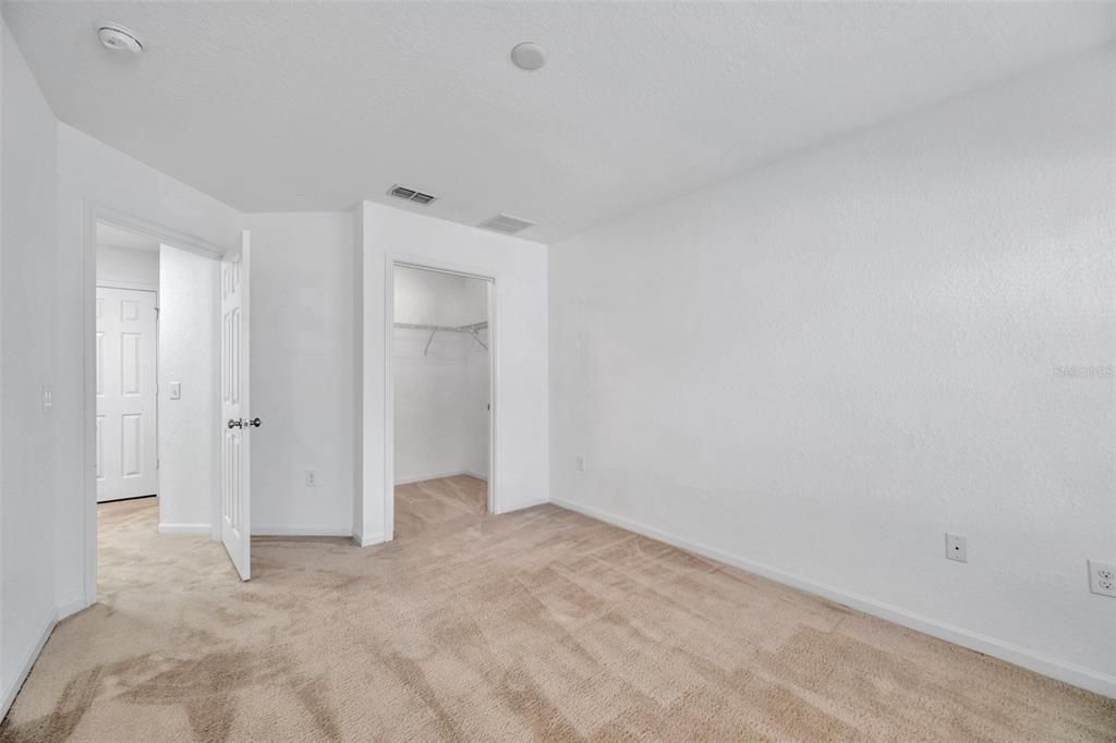 Active With Contract: $2,150 (3 beds, 2 baths, 1822 Square Feet)