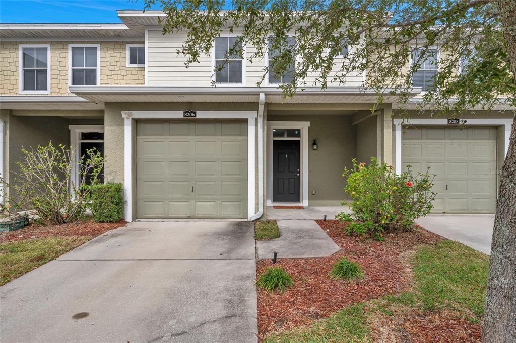 Active With Contract: $2,150 (3 beds, 2 baths, 1822 Square Feet)