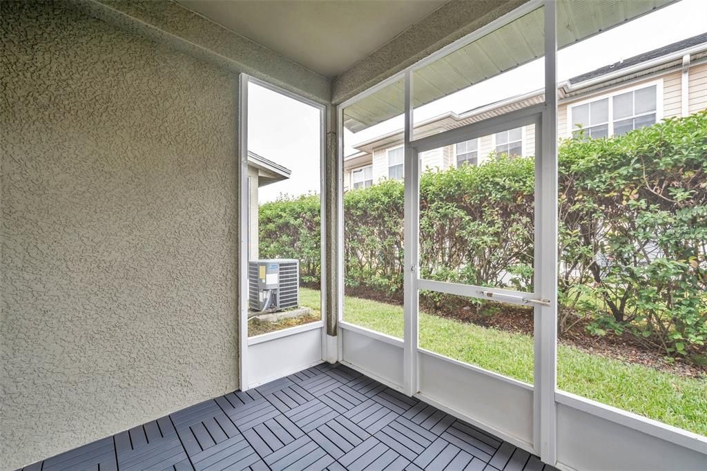 Active With Contract: $2,150 (3 beds, 2 baths, 1822 Square Feet)