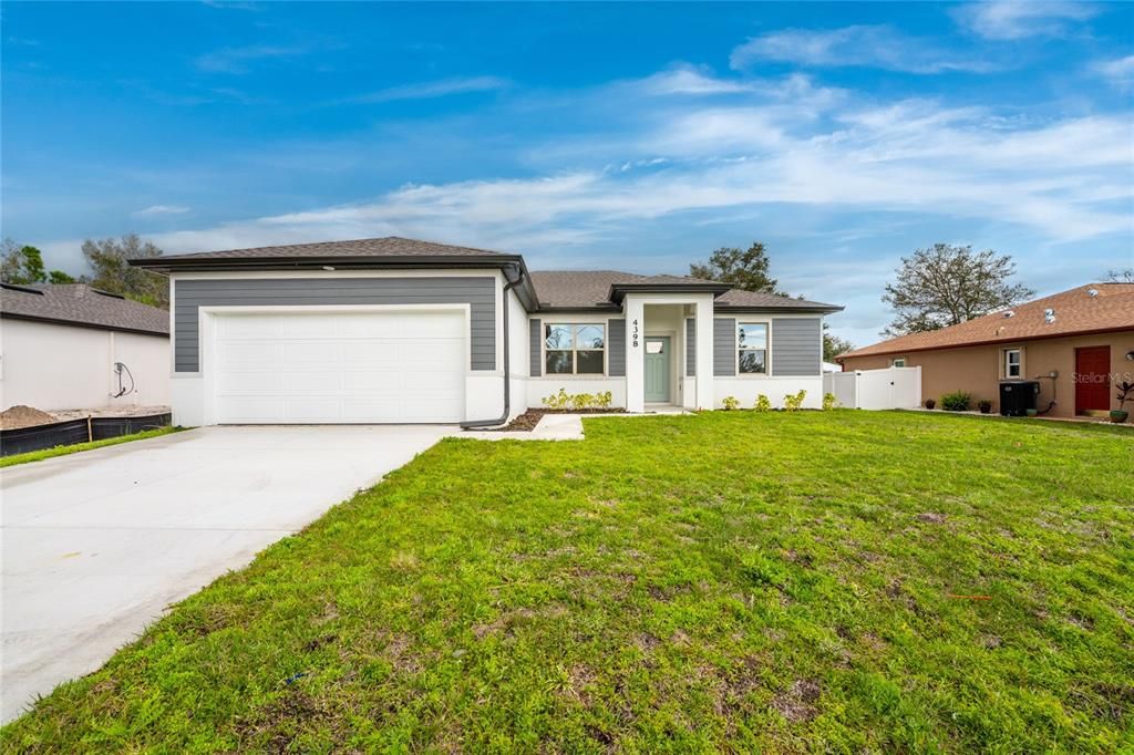 Active With Contract: $329,900 (4 beds, 2 baths, 1810 Square Feet)